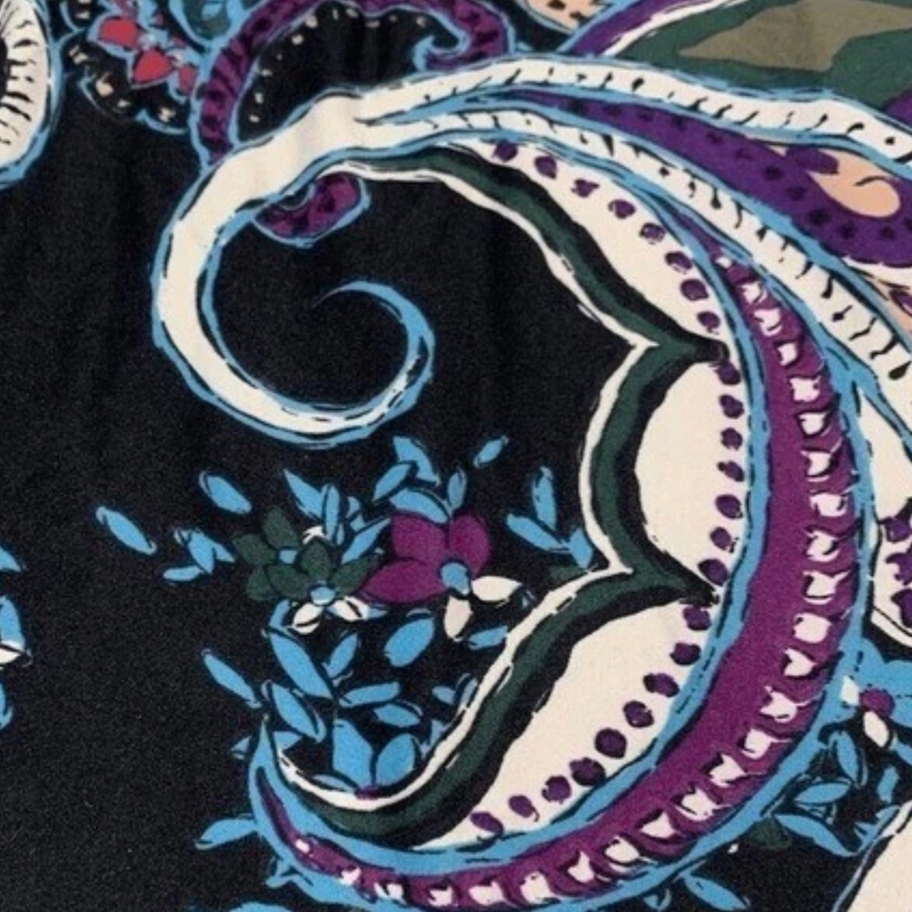 LuLaRoe Womens Leggings Size TC Black Pink Blue Paisley Floral Tall Curvy NWT‎ - Picture 2 of 4